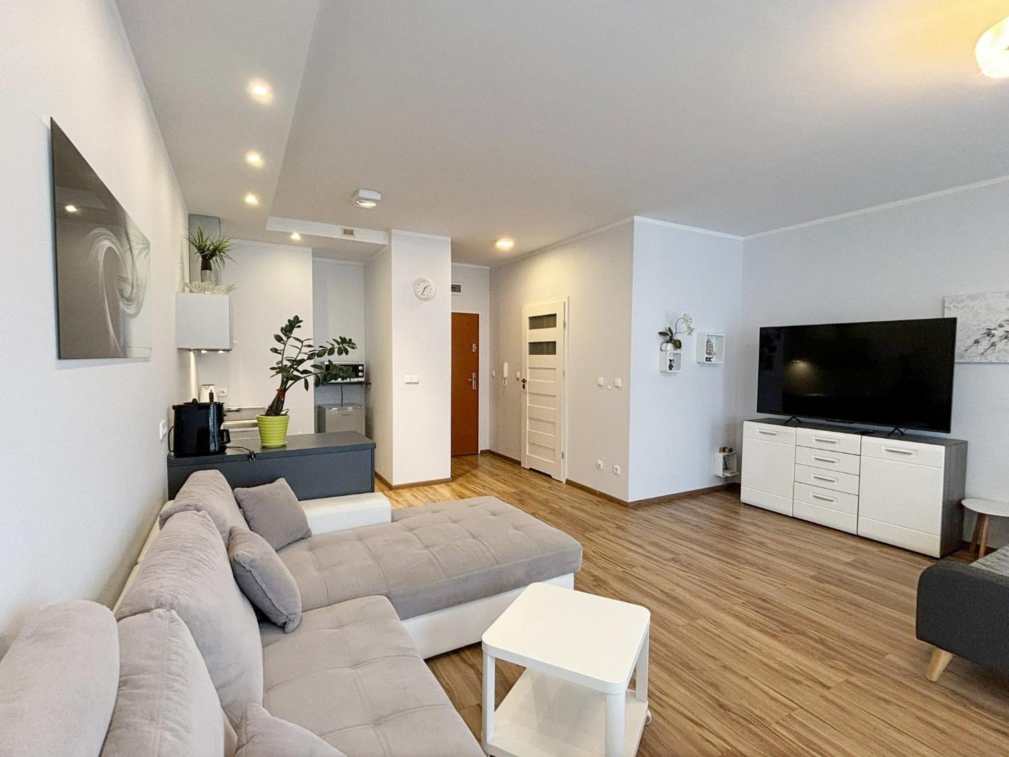 Osiedle Platan - Apartamenty Bryza - Centrum سفينويتشي المظهر الخارجي الصورة