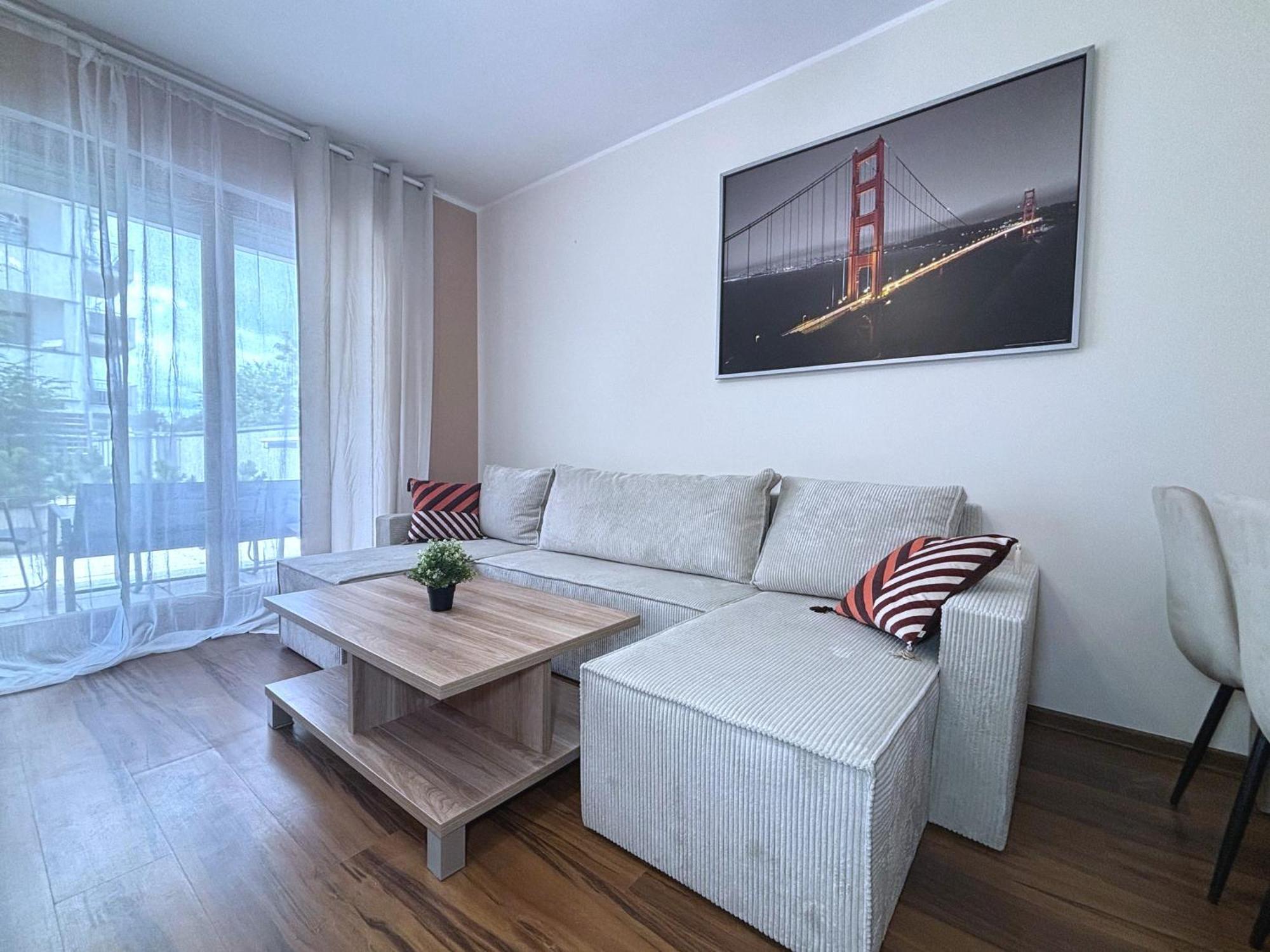 Osiedle Platan - Apartamenty Bryza - Centrum سفينويتشي المظهر الخارجي الصورة
